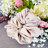 Shop ANDi Jumbo Scrunchie - Oat Milk