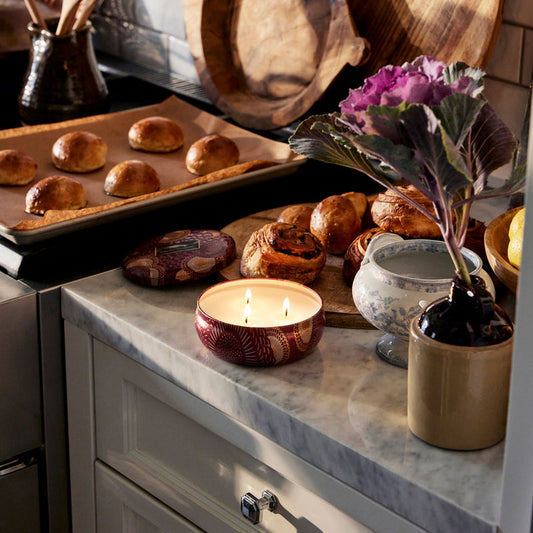 Voluspa Candle 3 Wick Tin - Foraged Wildberry