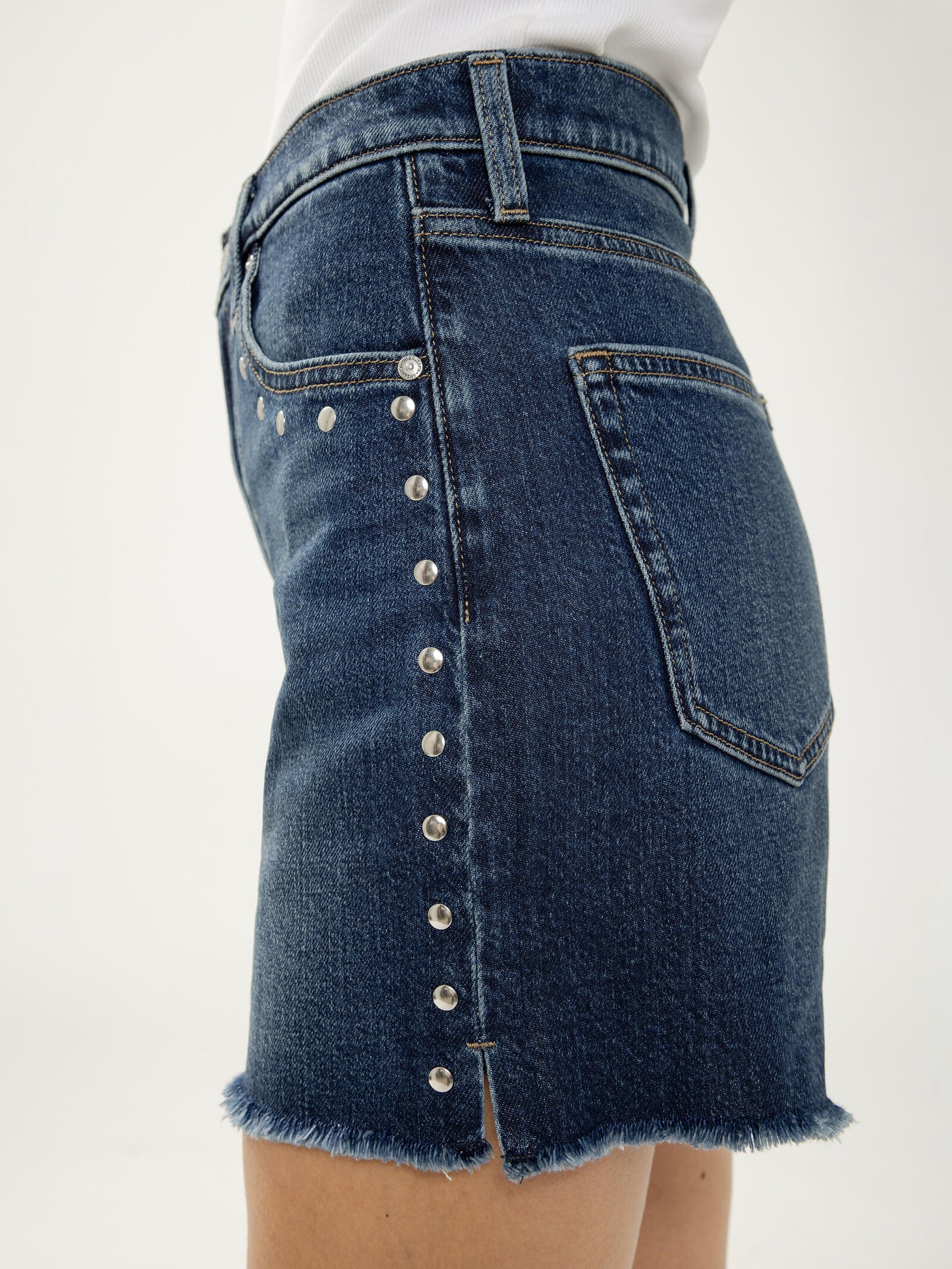 Silver Jeans Highly Desirable Long Short - Pimlico