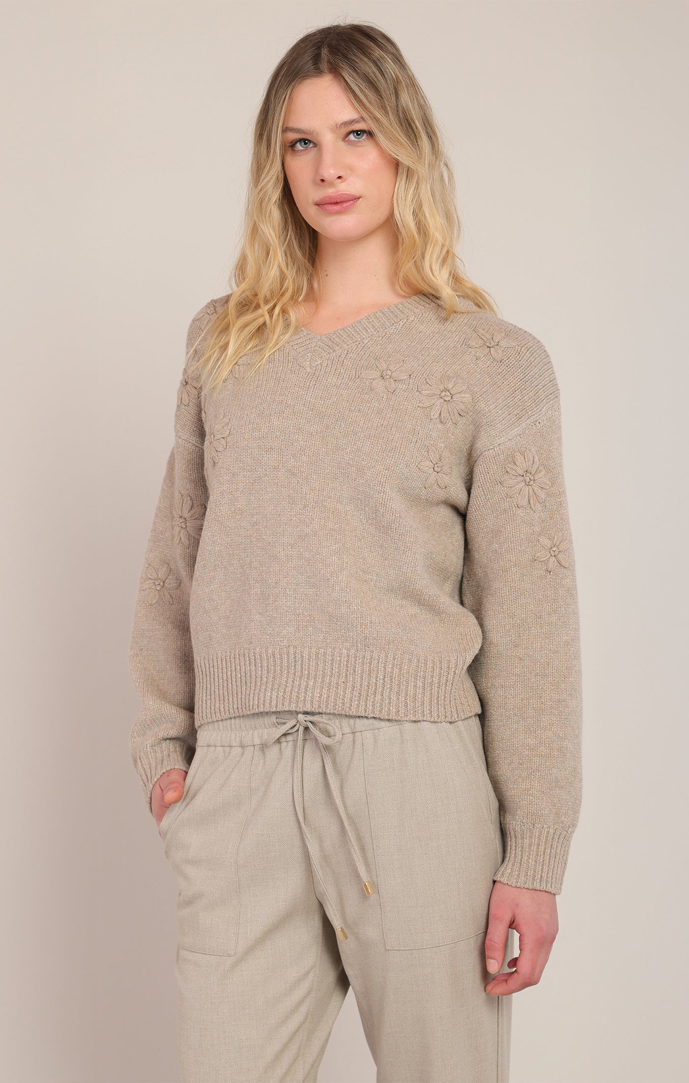 Dex Flower Embroidered Sweater Top - Oatmeal
